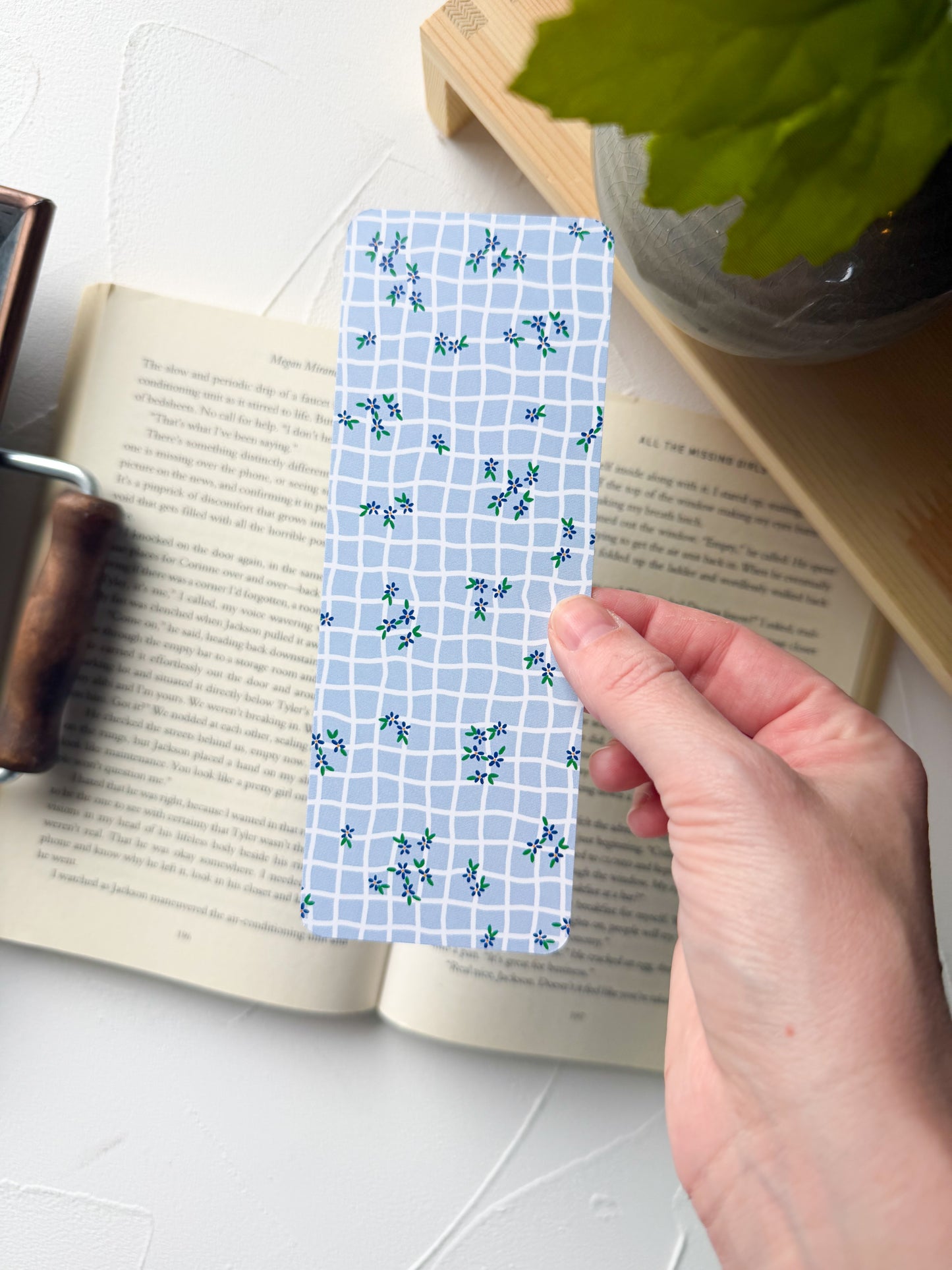 Floral Lattice Bookmark