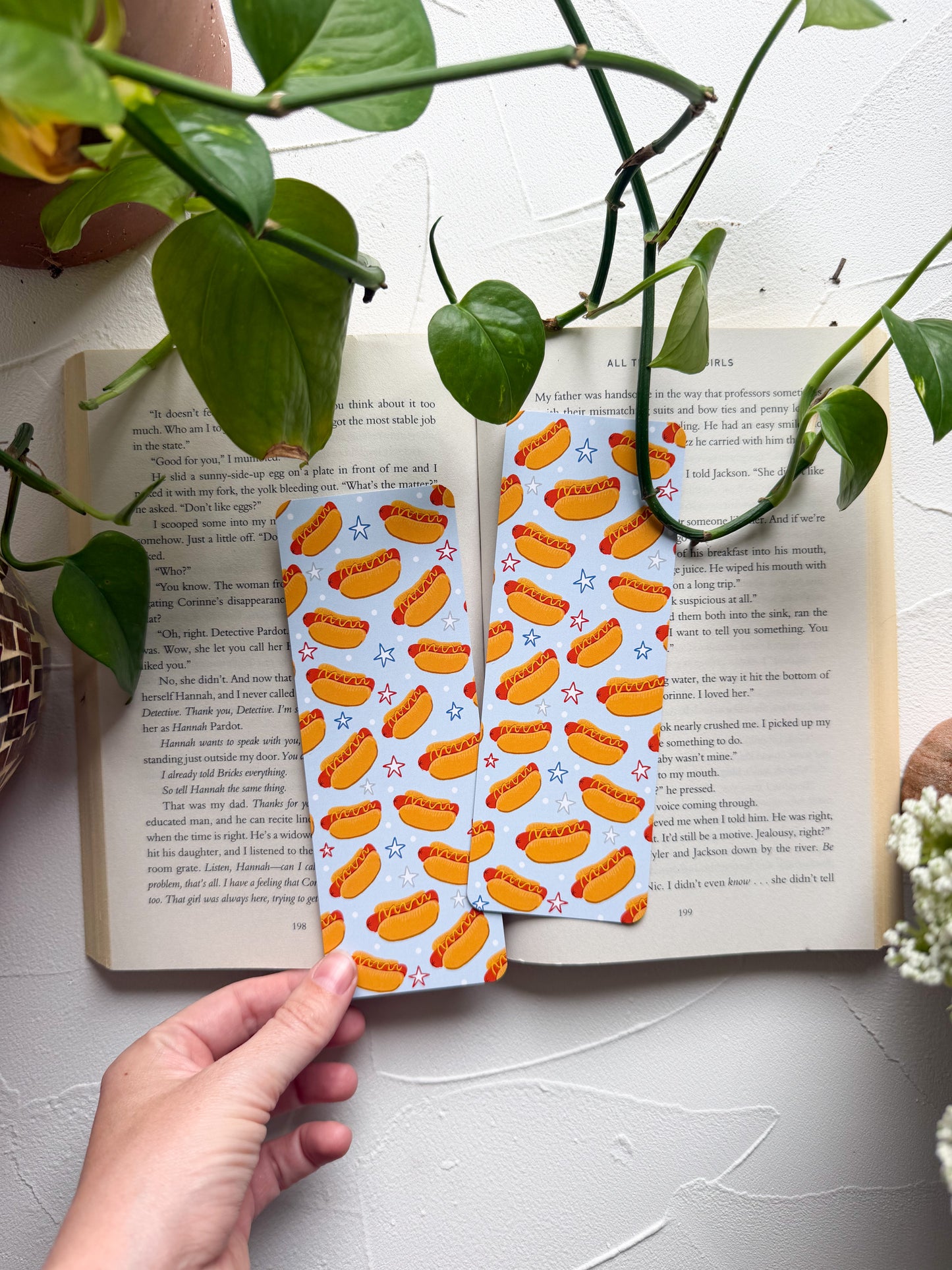 Hot Dog Bookmark