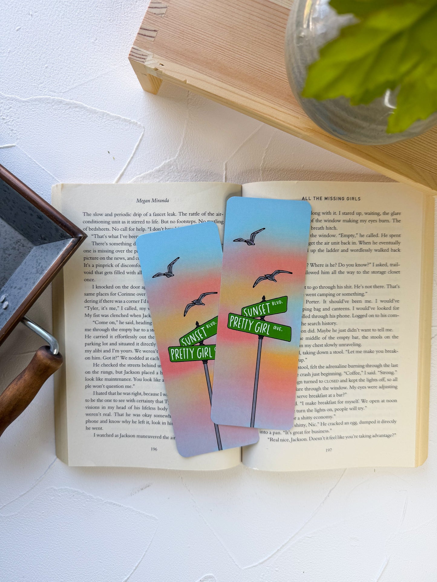 SALE Pretty Girl Avenue Bookmark