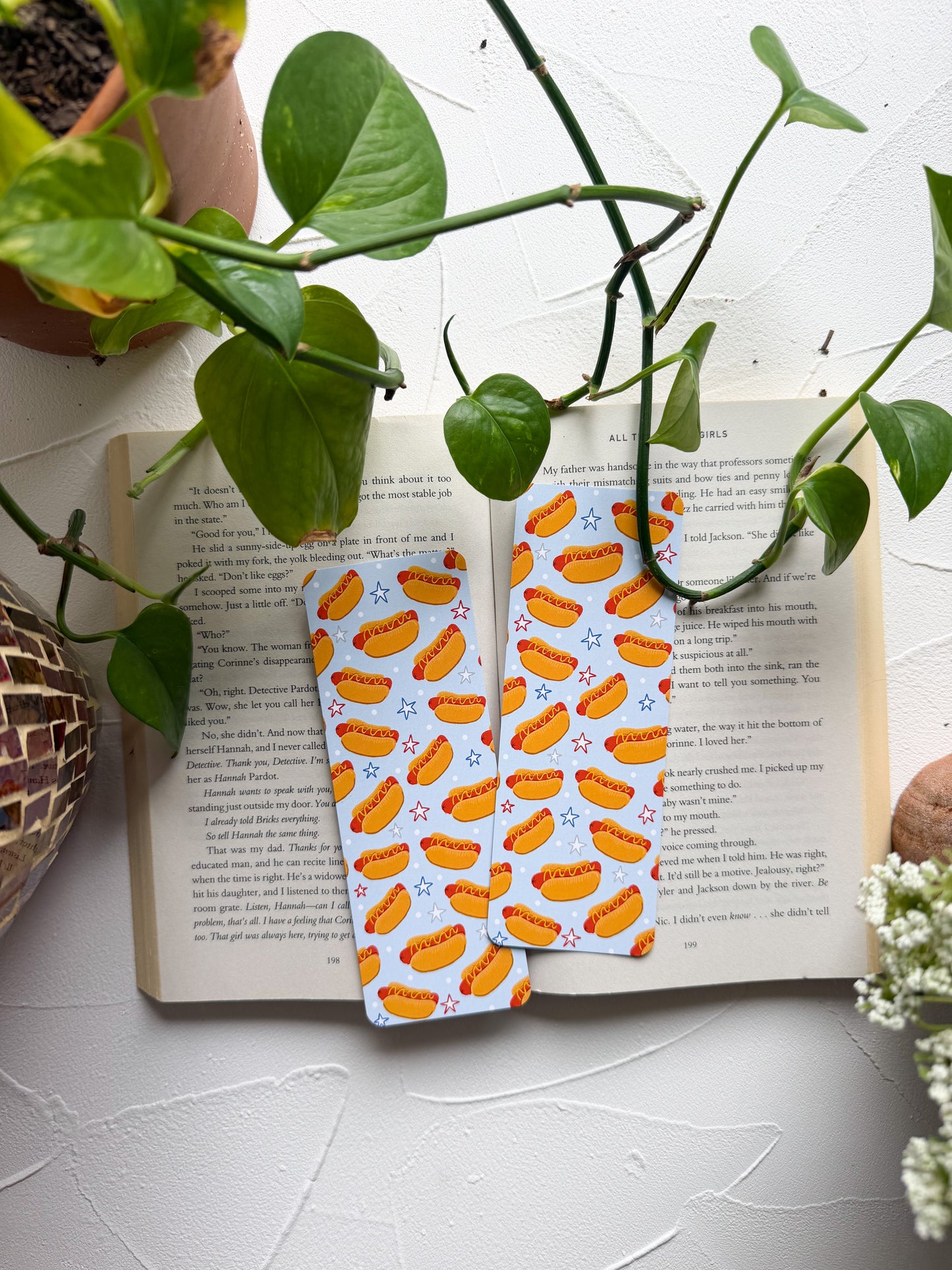 Hot Dog Bookmark