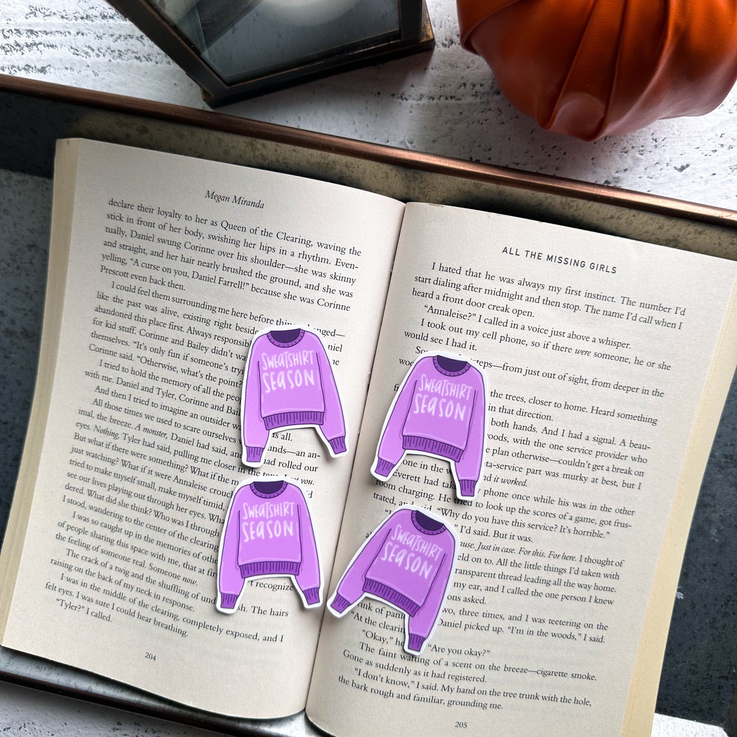 Sweatshirt Season Sticker