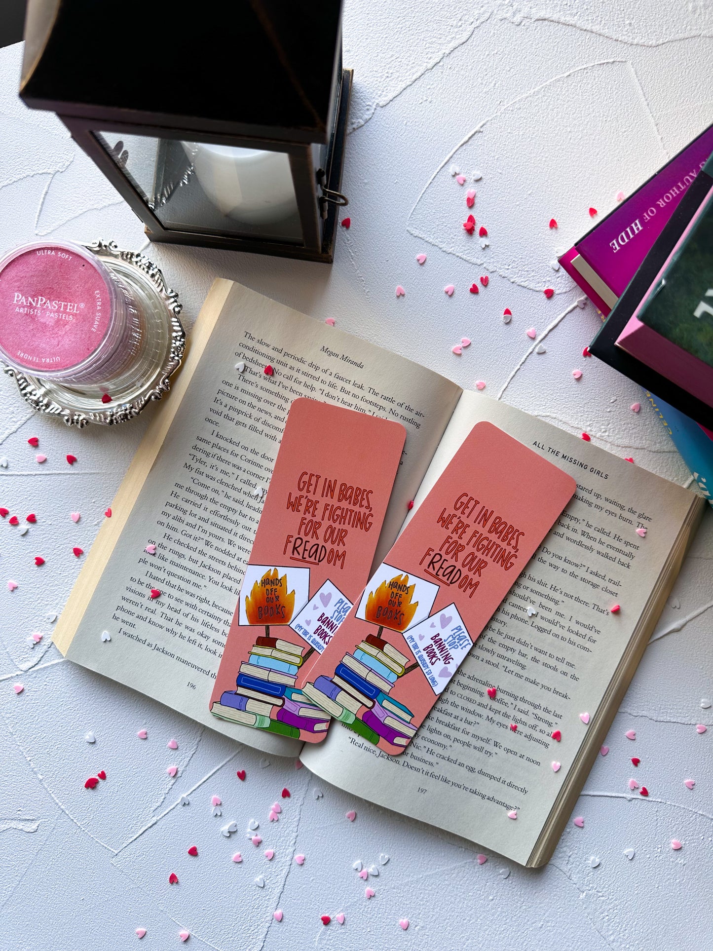 F-READ-OM Bookmark