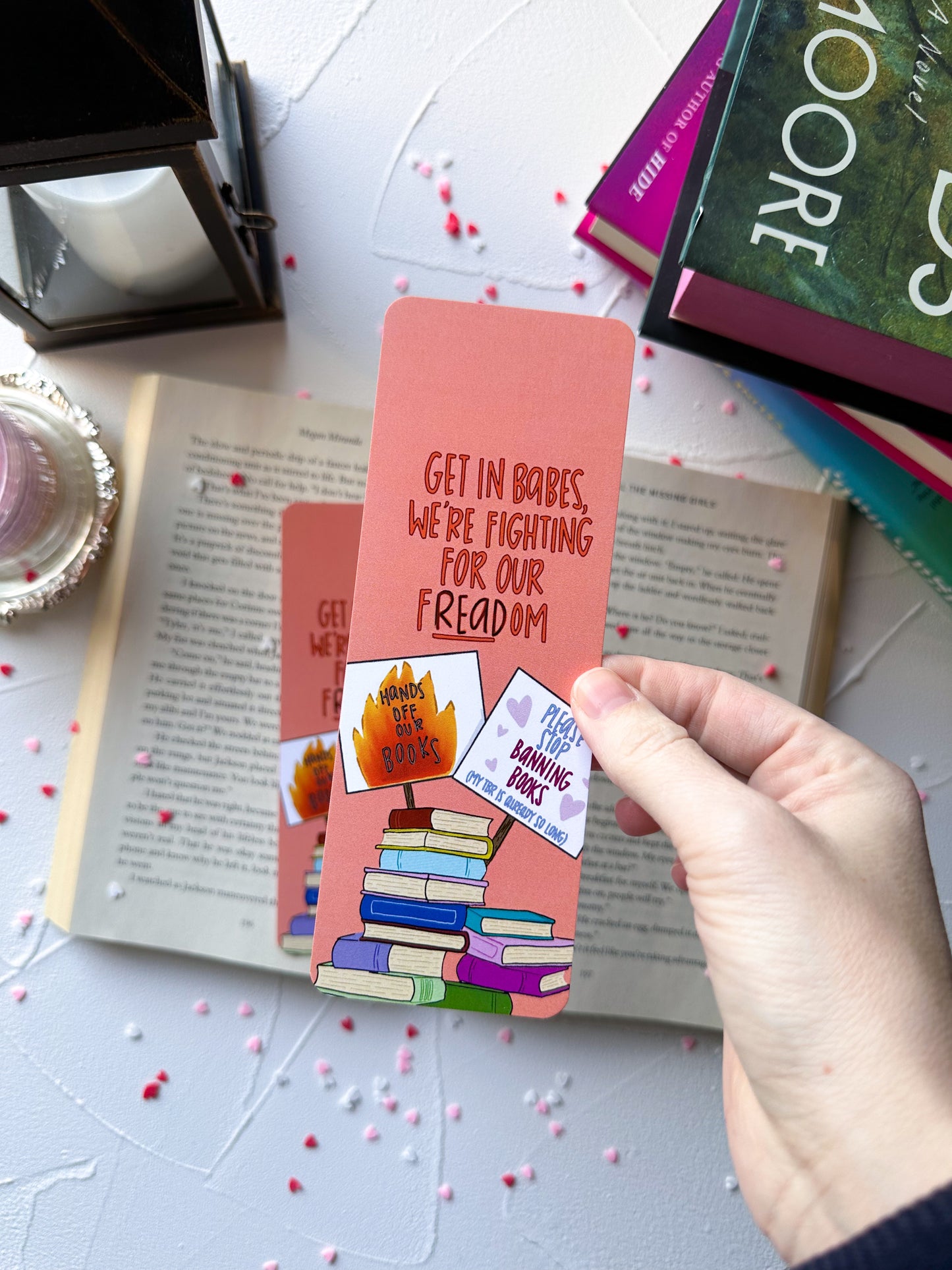 F-READ-OM Bookmark